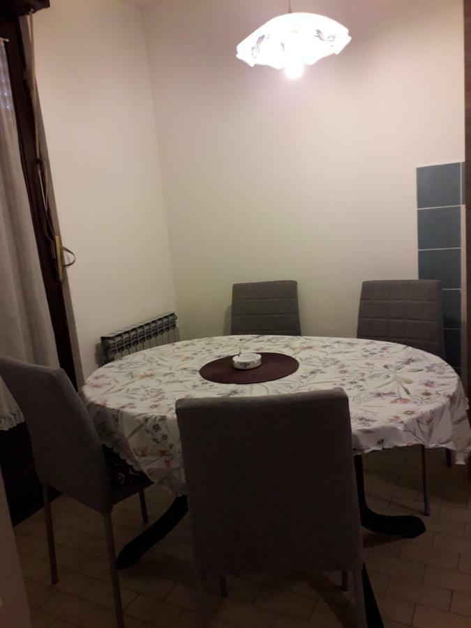 Apartman Ana 2 Apartamento Rijeka Exterior foto